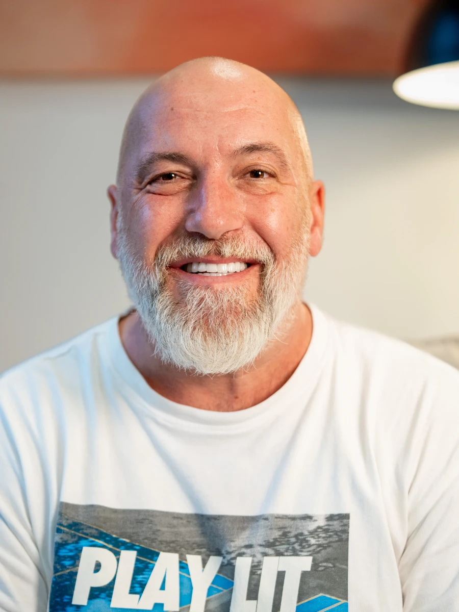 Teeth whitening patient showing results at Greenfield Dental Vietnam