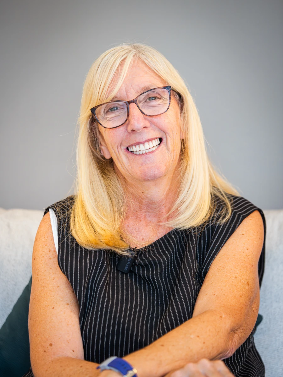 Dental crown patient smiling after treatment at Greenfield Dental Vietnam